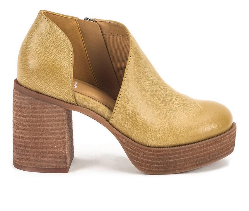 Women's Yellow Box Loredo D'Orsay Platform Clogs Product Image