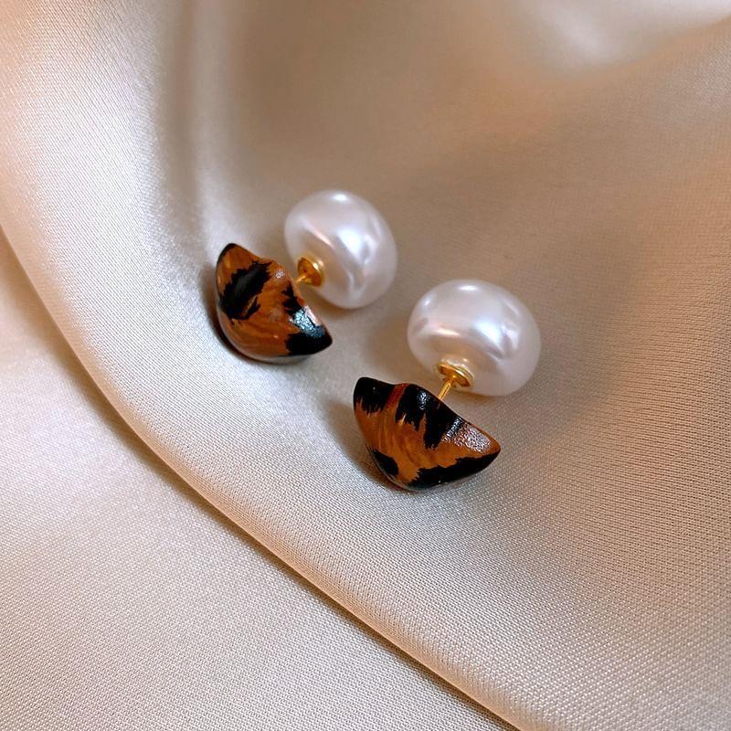 Star Faux Pearl Ear Jacket Product Image