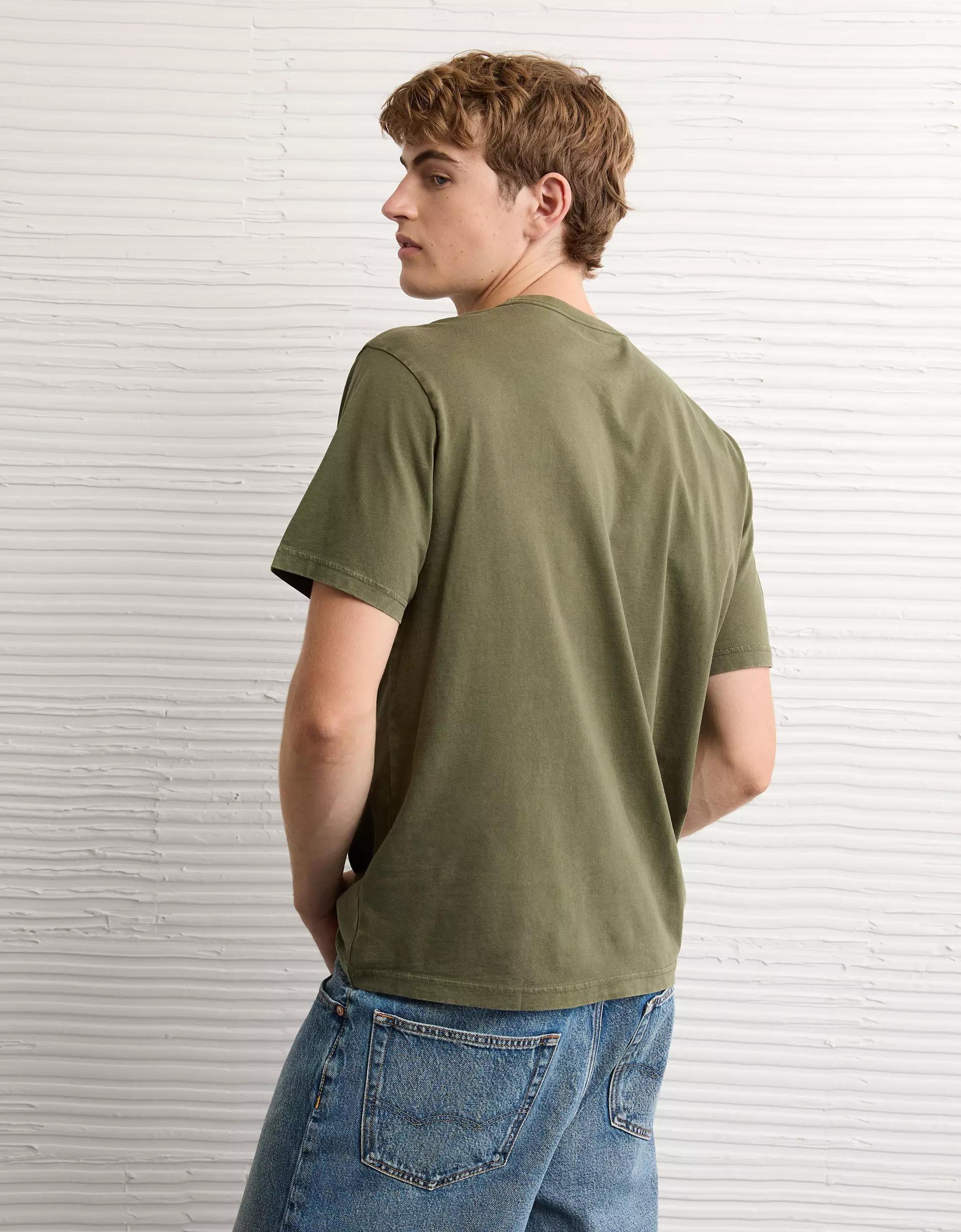 AE Logo Graphic T-Shirt Product Image