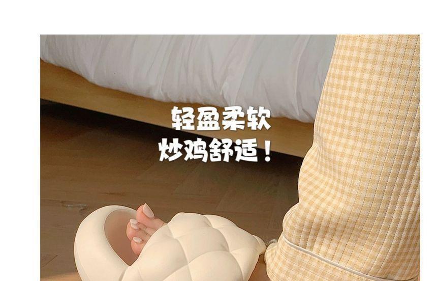 Plain Home Slipper Product Image