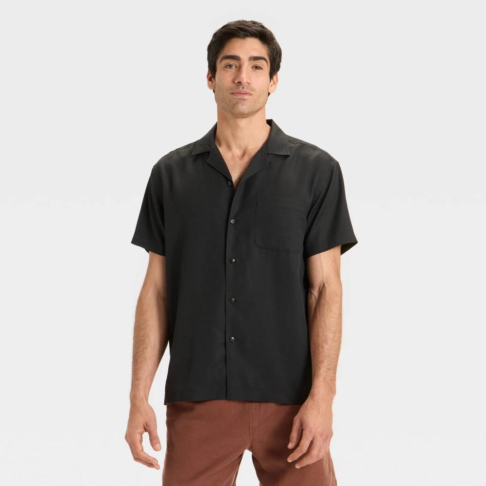 Men's Vacay Soft Twill Camp Shirt - Goodfellow & Co™ - Green S Product Image