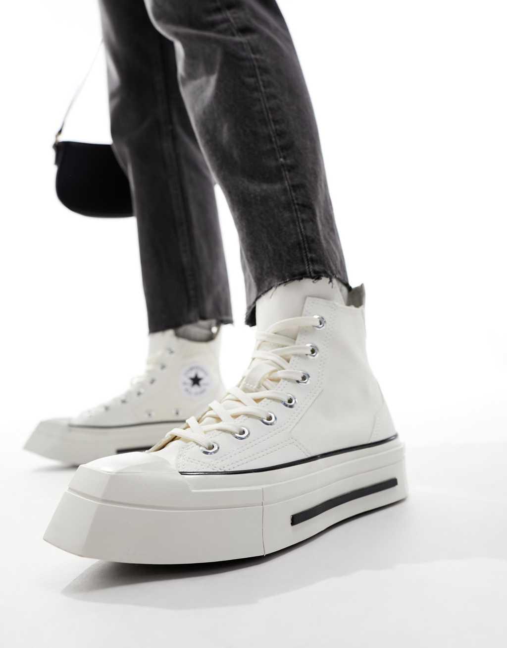 Converse Chuck 70 De Luxe Squared sneakers in black & white Product Image