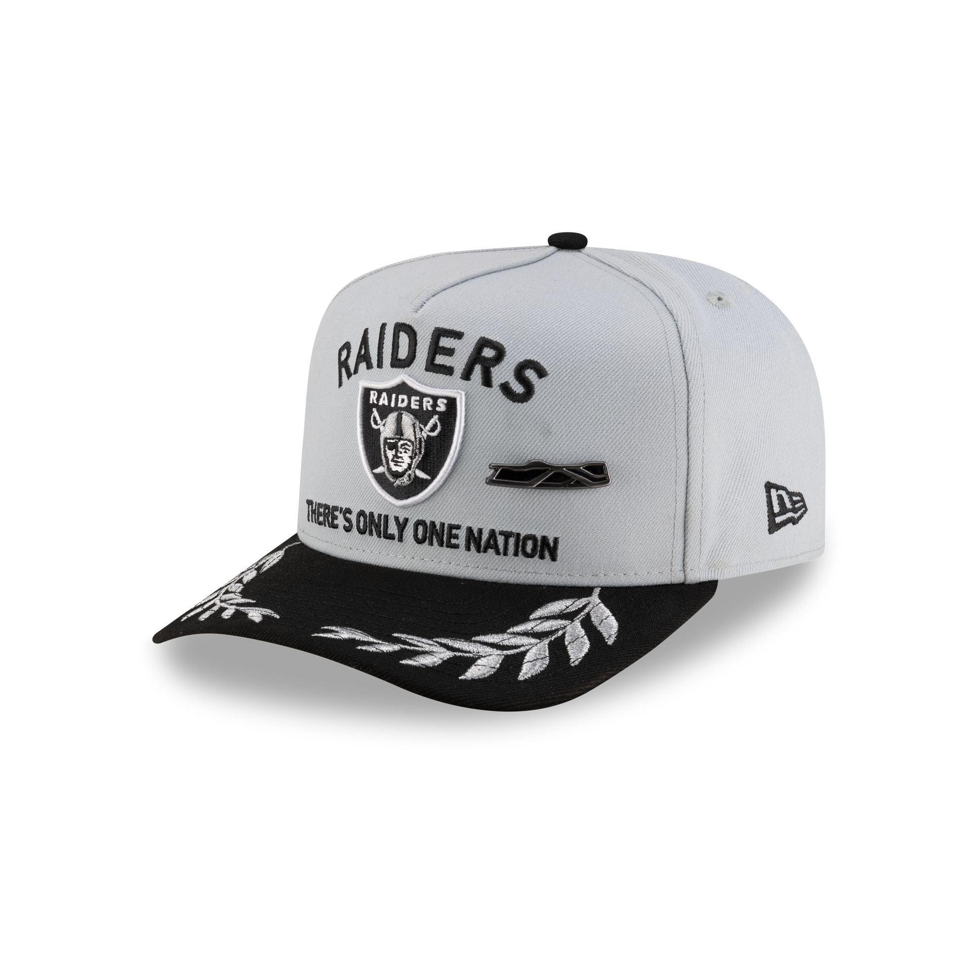 Las Vegas Raiders 2025 Draft Chrome White 59FIFTY A-Frame Fitted Hat Male Product Image