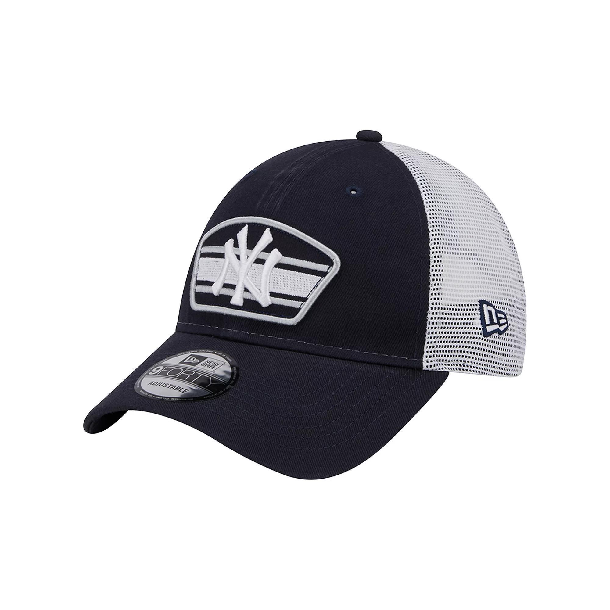 Men's New Era Navy/White New York Yankees Logo Patch 9FORTY Trucker Snapback Hat, Blue Product Image