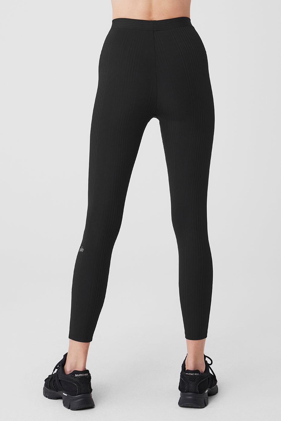 High-Waist 7/8 Run It Back Legging - Black Female Product Image