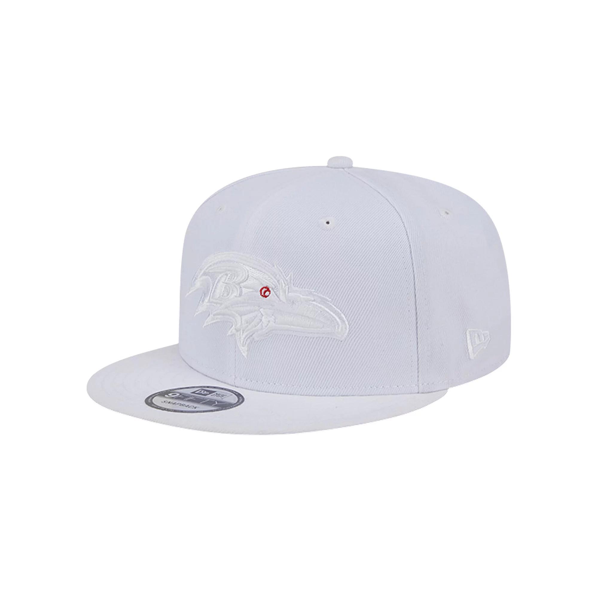 Men's New Era Baltimore Ravens Main White on White 9FIFTY Snapback Hat Product Image