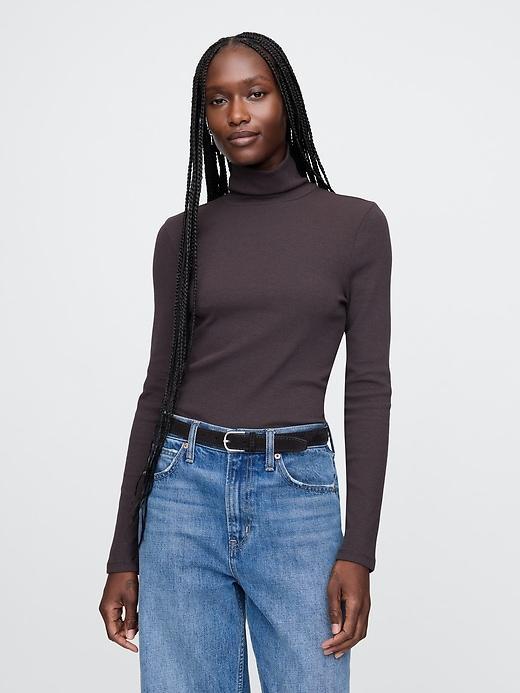 Modern Rib Turtleneck Product Image