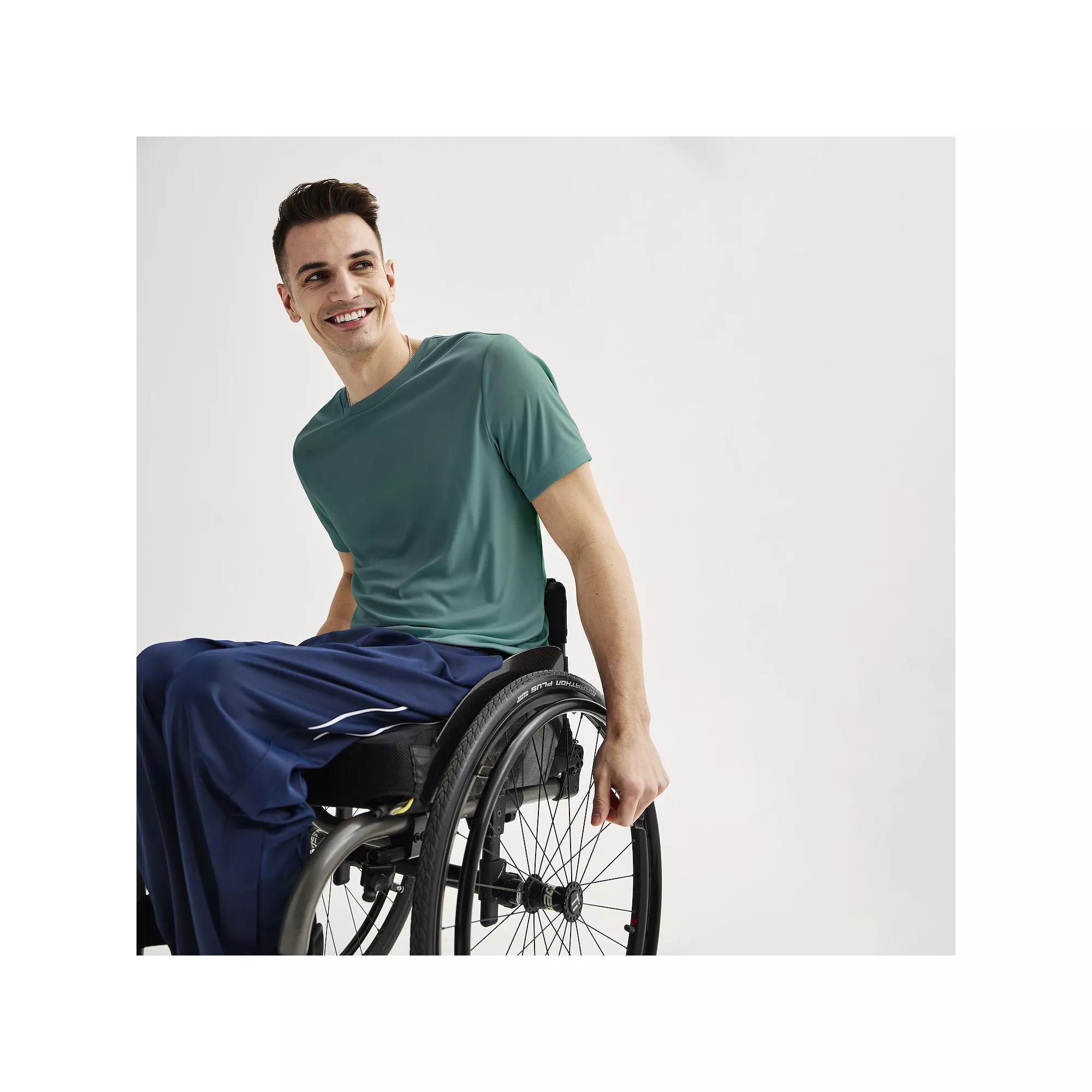 Men's Tek Gear® Adaptive DryTek Tee,  Product Image