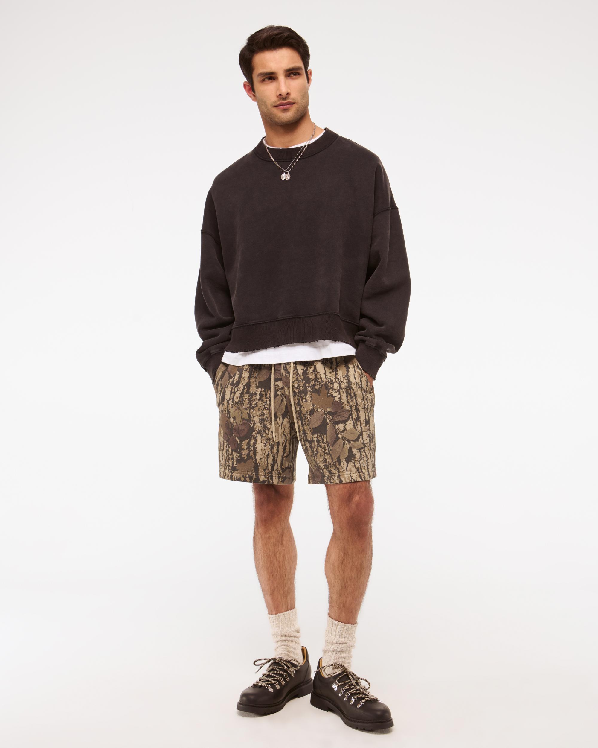 Essential Short Product Image