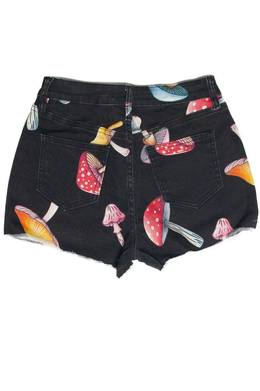 Large Mushroom Print Cut Off Shorts Product Image