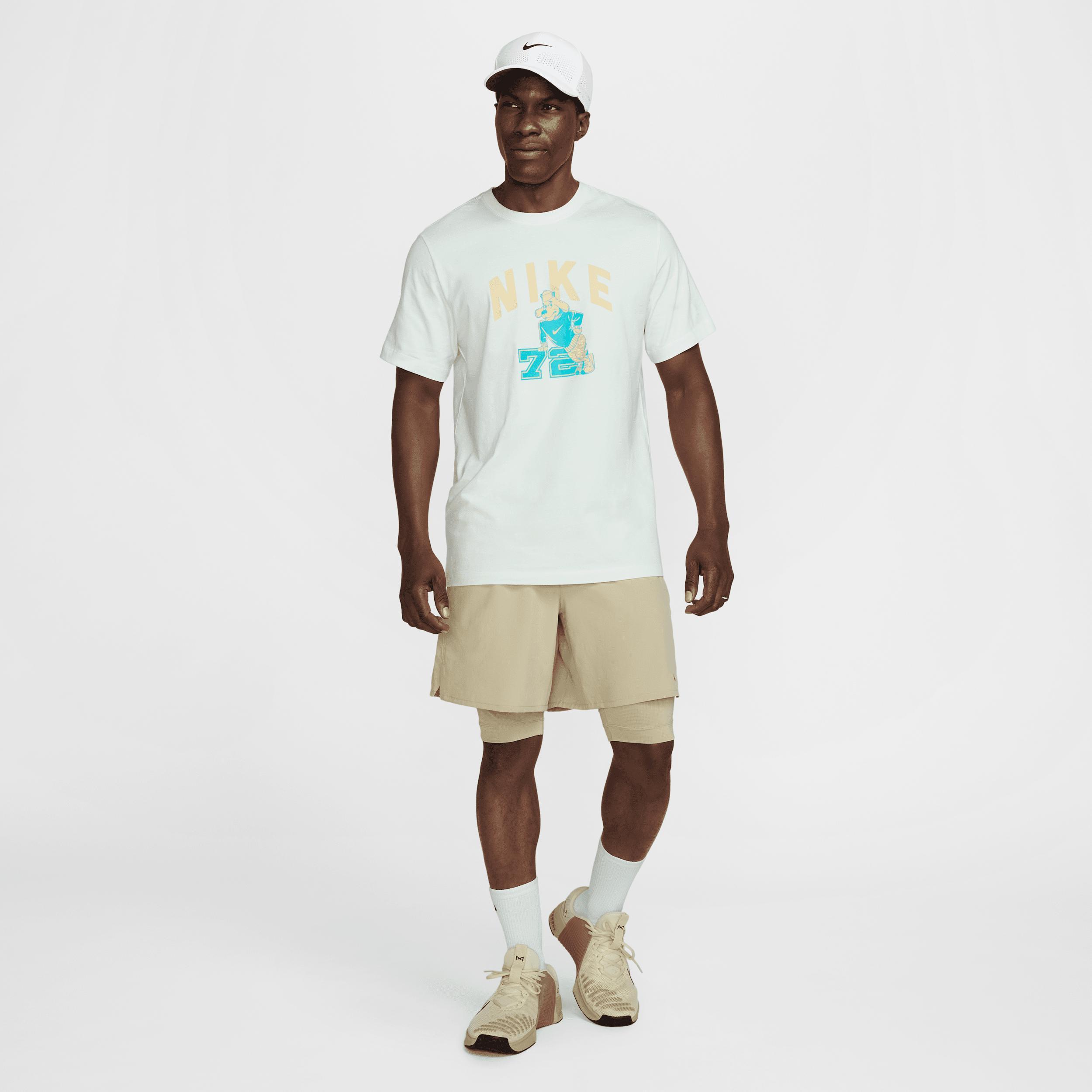 Nike Men's Fitness T-Shirt Product Image