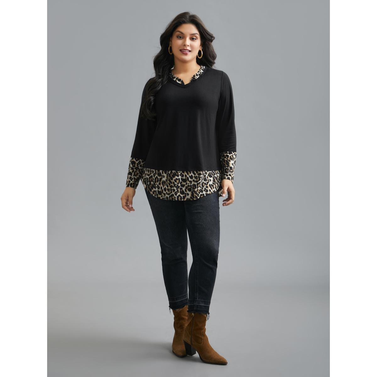 Plus Size Contrast Patchwork Leopard Stretchy T-shirt Black Women Casual Contrast Notched collar Everyday T-shirts BloomChic 28/5X Product Image
