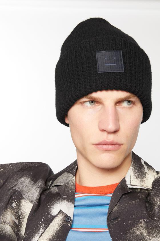 Large face logo beanie Product Image