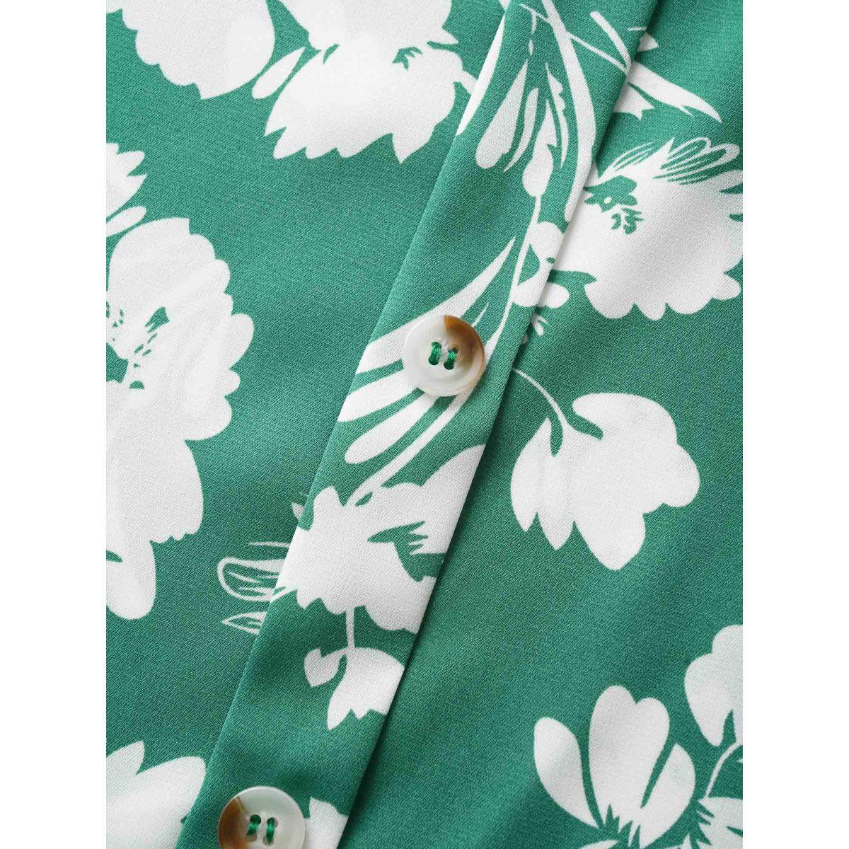 Plus Size Silhouette Floral Print Button Detail Tank Top Women Green Elegant Button V-neck Everyday Tank Tops Camis BloomChic 12/L Product Image