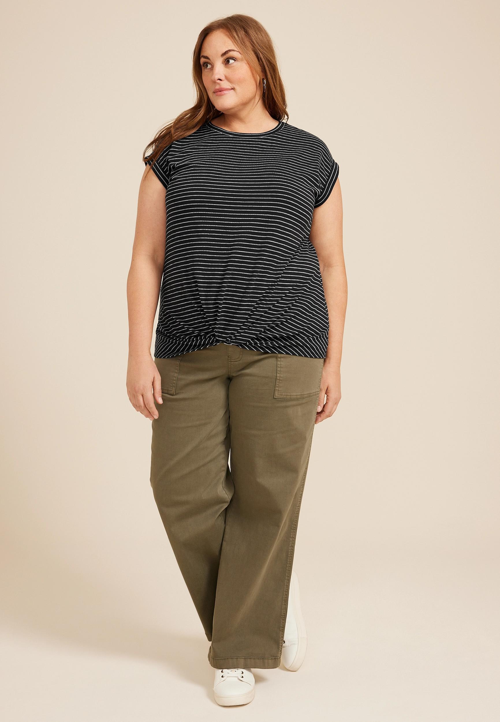 Maurices 4X Plus Size Womens 24/7 Austin Striped Knot Hem Short Sleeve Tee Product Image