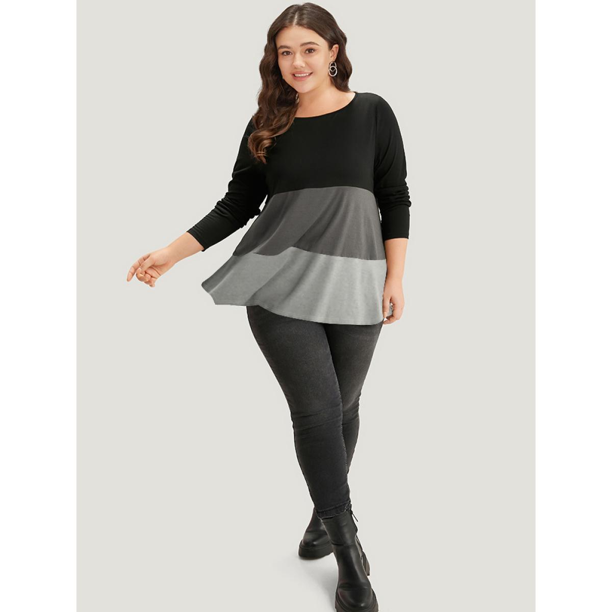 Plus Size Colorblock Leopard Contrast Round Neck T-shirt DarkGray Women Leisure Contrast Leopard Round Neck Casual T-shirts BloomChic 14-16/1X Product Image