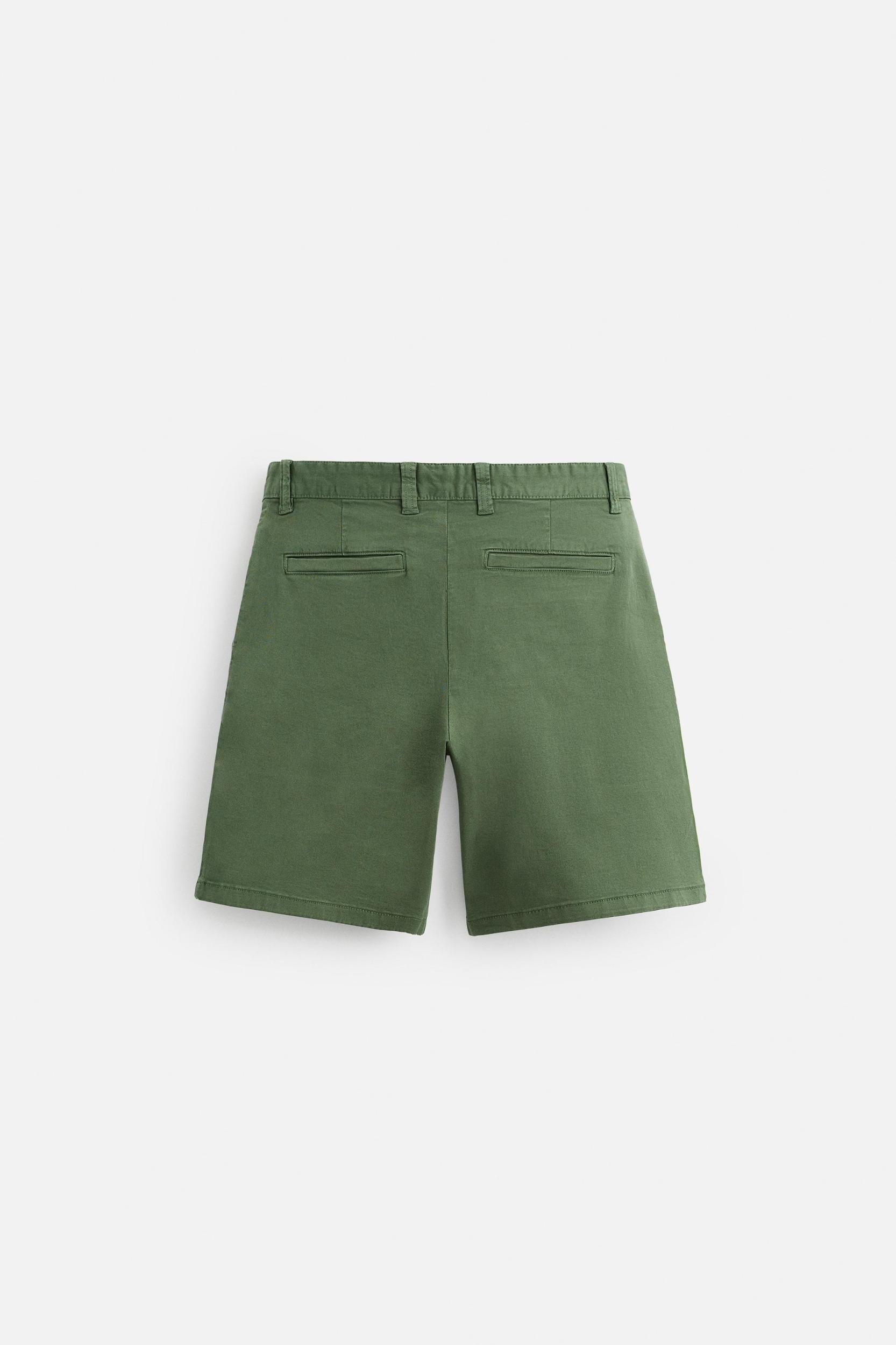 REGULAR FIT CHINO SHORTS Product Image