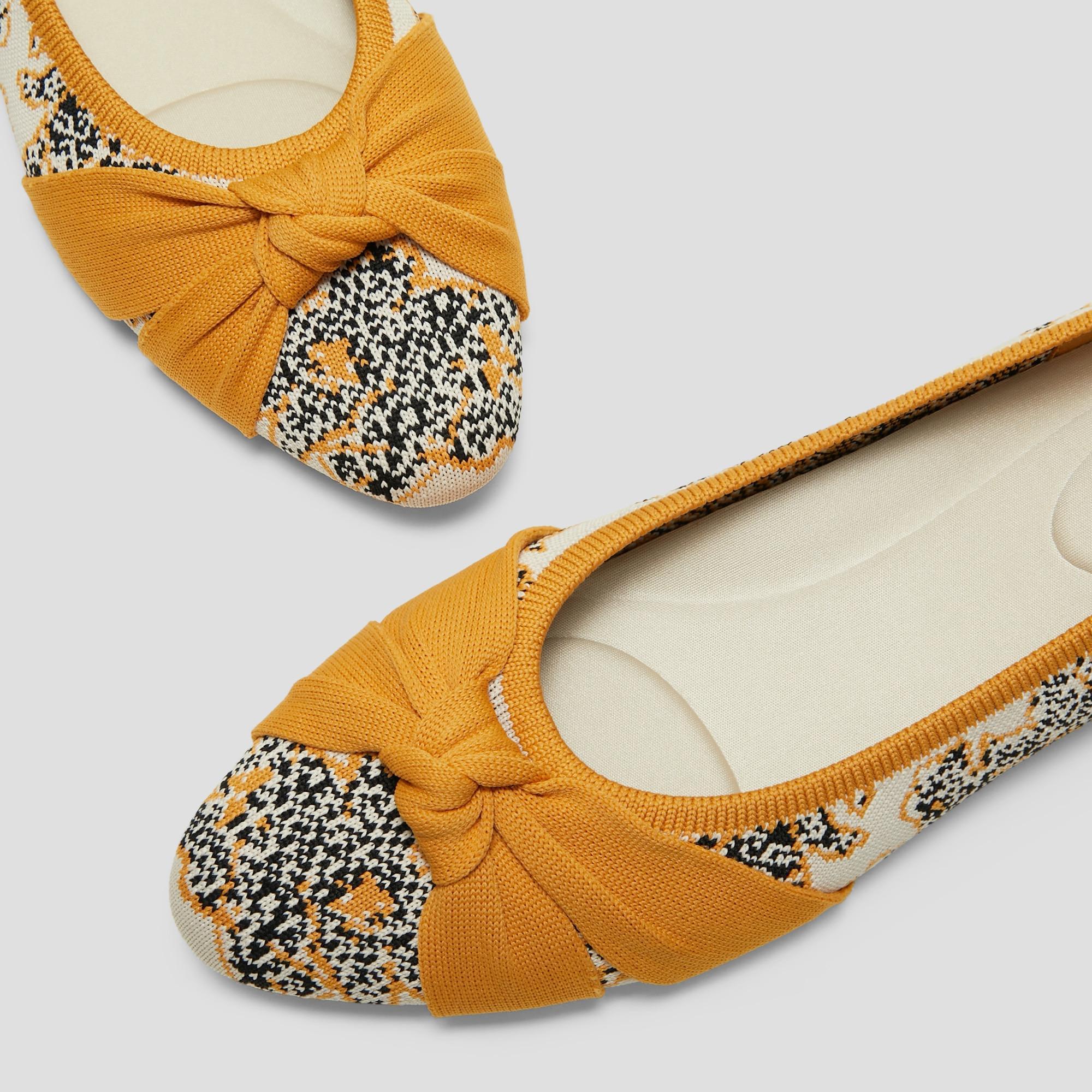 Almond-Toe Knotted Flats (Bibi) Product Image