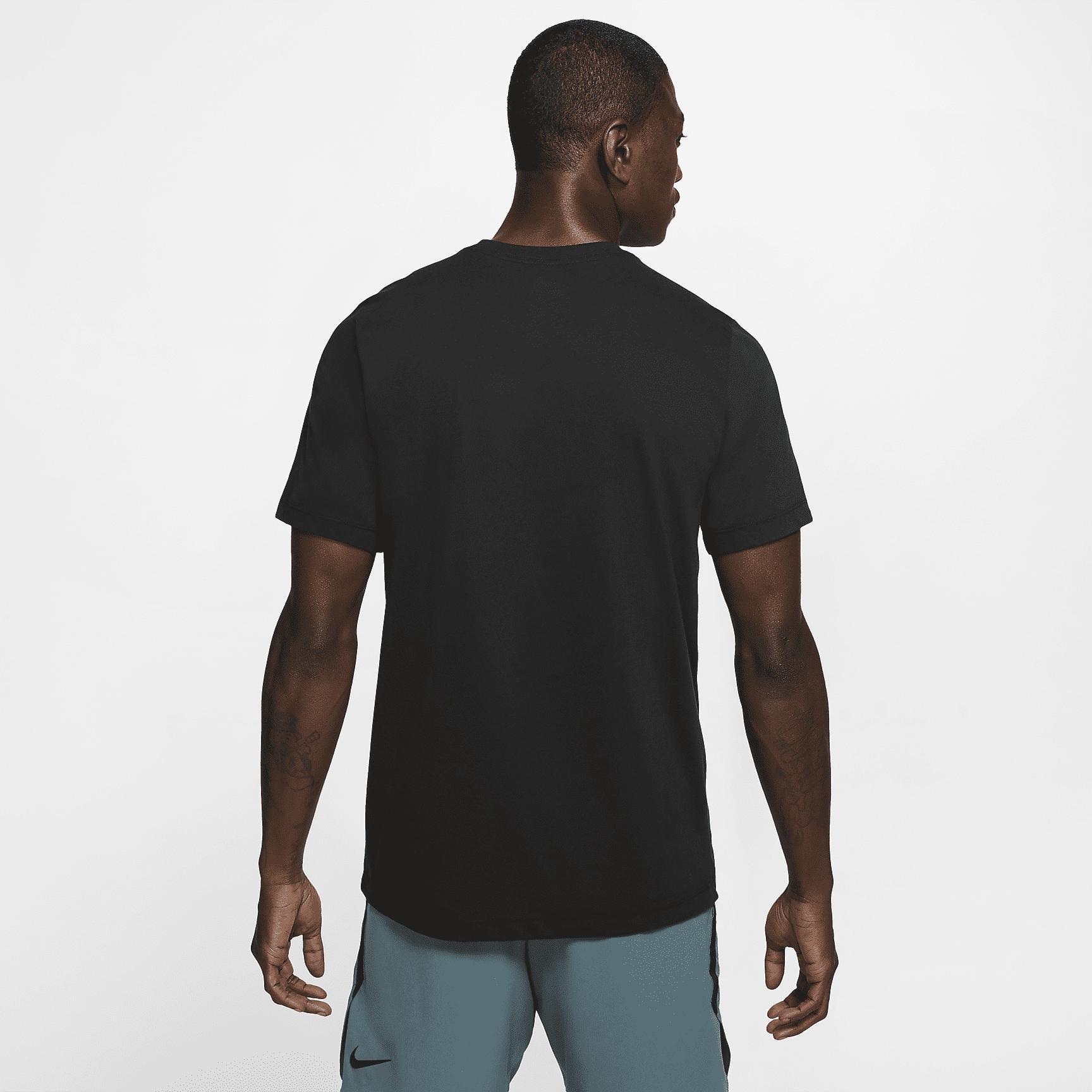 Nike Dri-FIT Men's Fitness T-Shirt Product Image