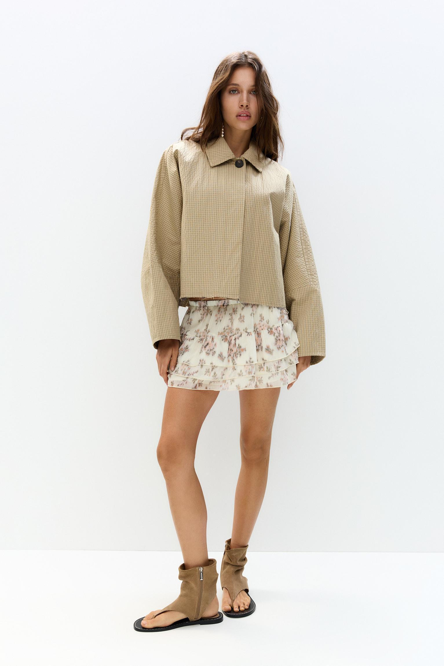 Cropped check trench coat Product Image