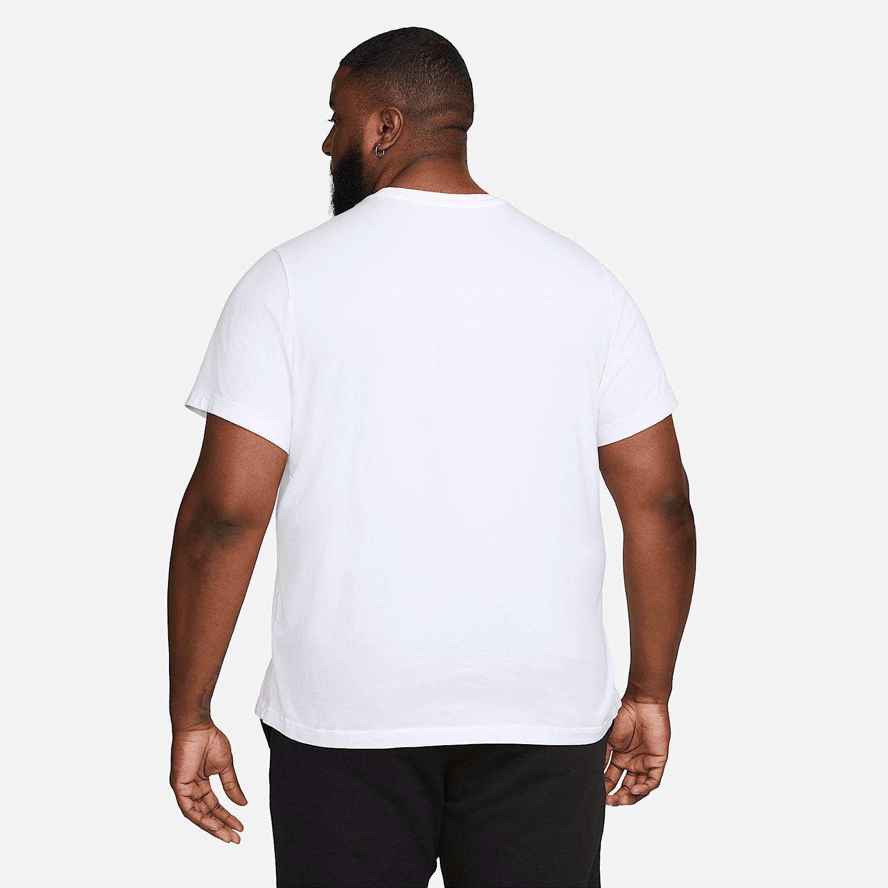 Mens Nike Sportswear Club T-Shirt | AR4997-101 Product Image