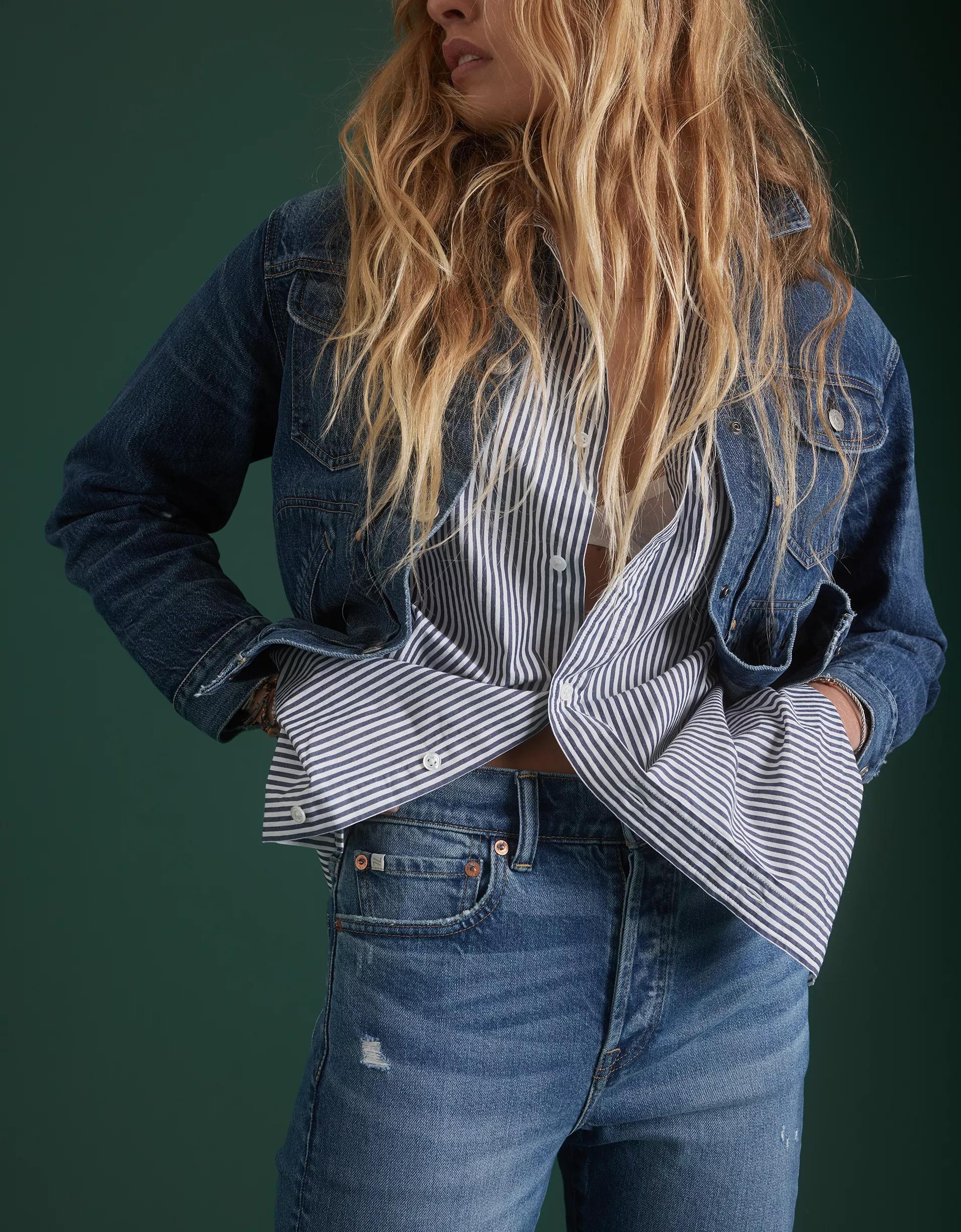 AE77 Premium Straight Crop Jean Product Image