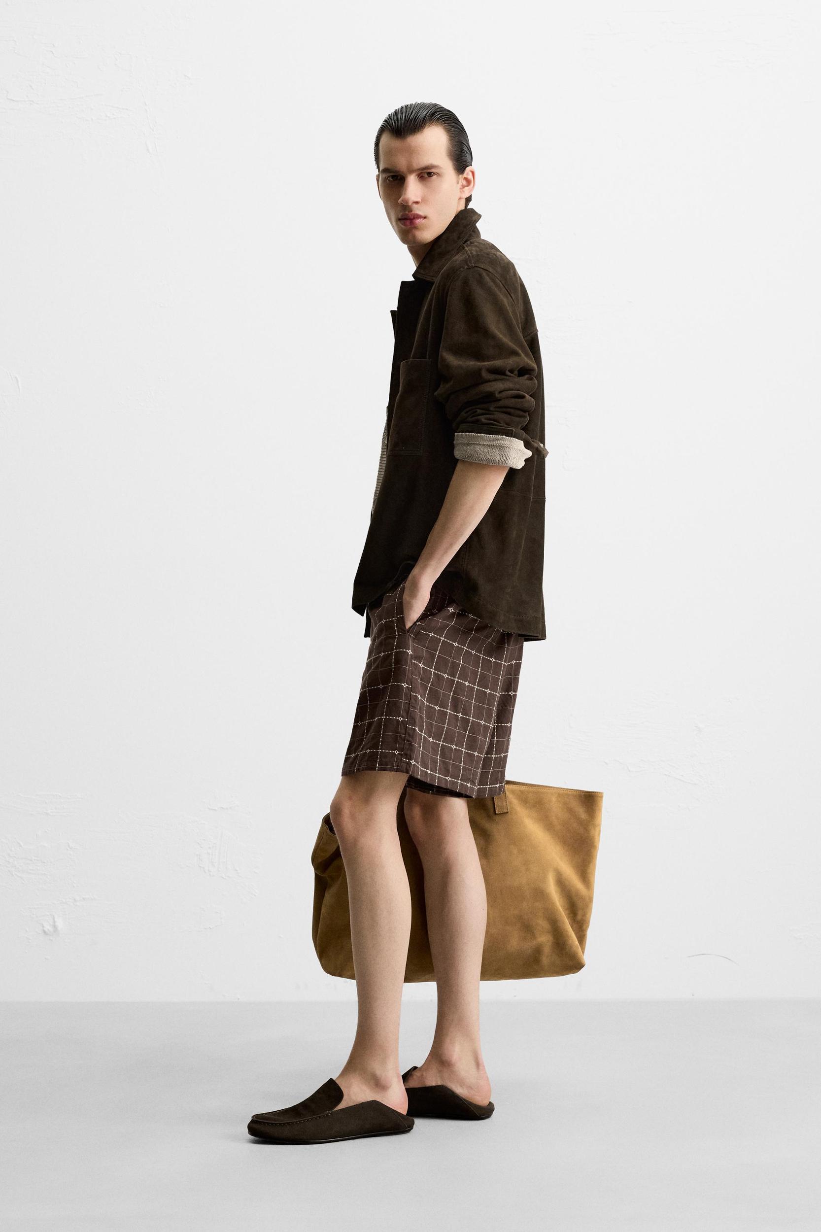 CHECKED JACQUARD SHORTS Product Image