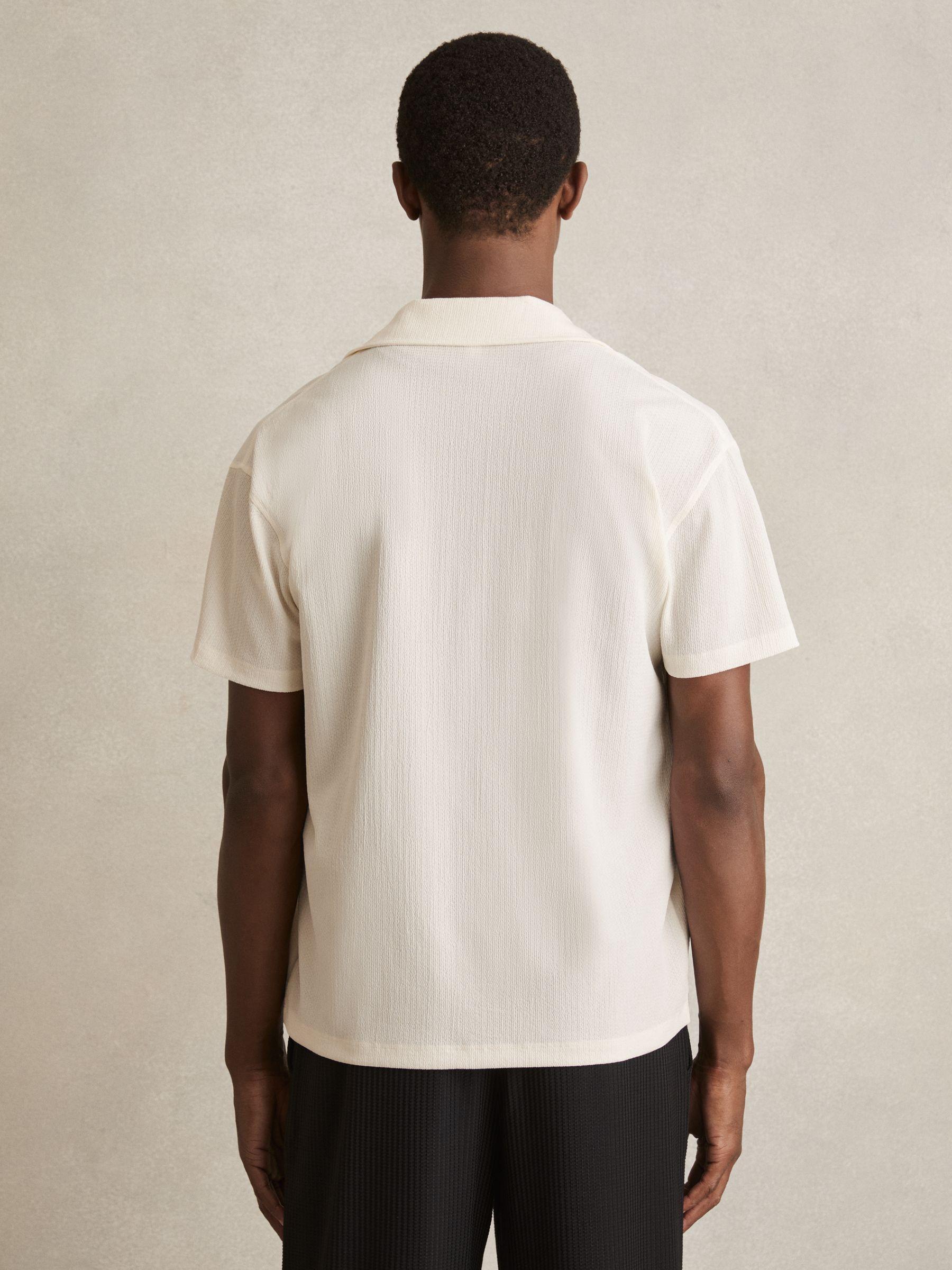 Graphic Print Cuban-Collar Shirt in White Product Image