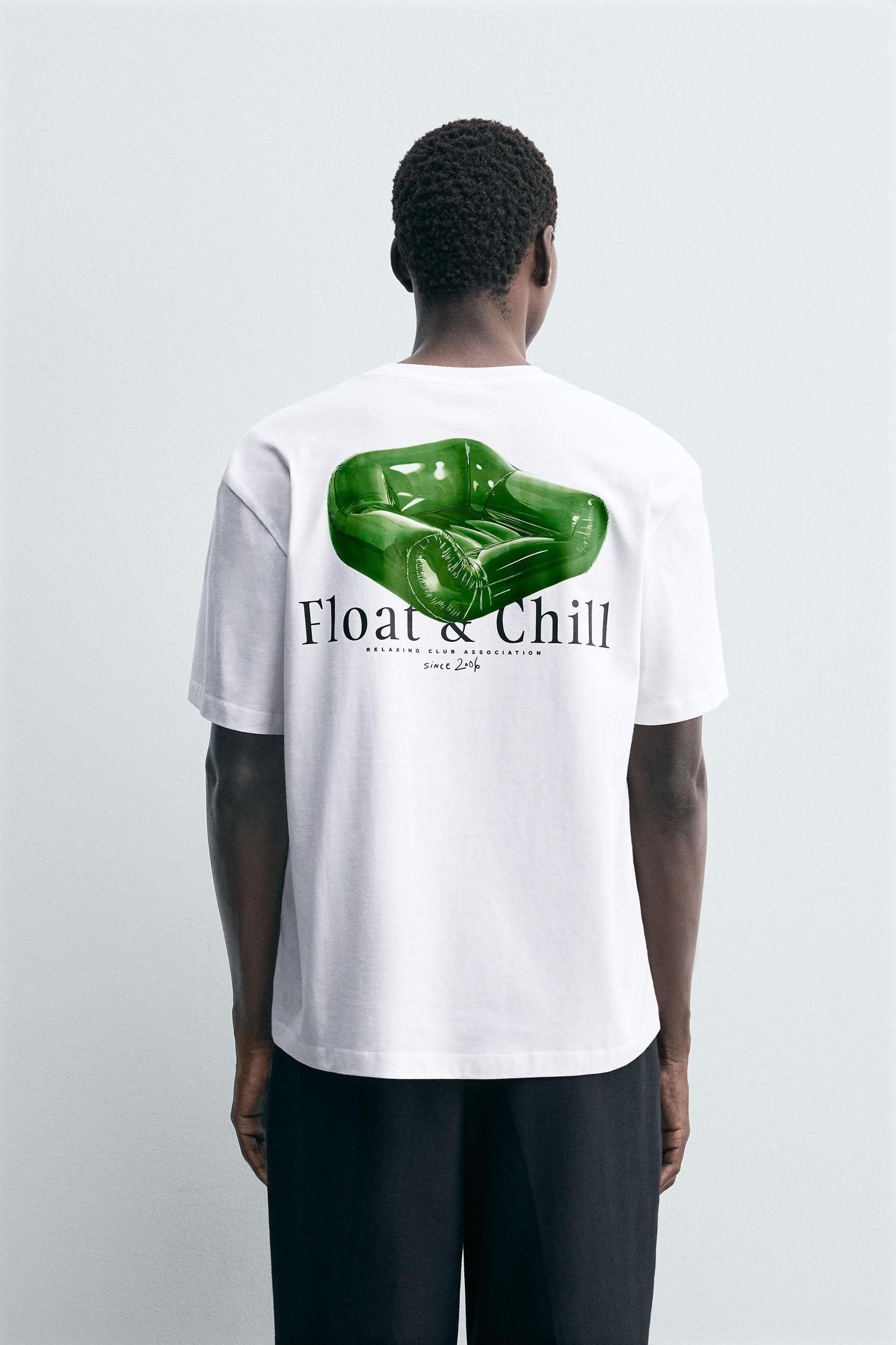 CONTRAST PRINT T-SHIRT Product Image