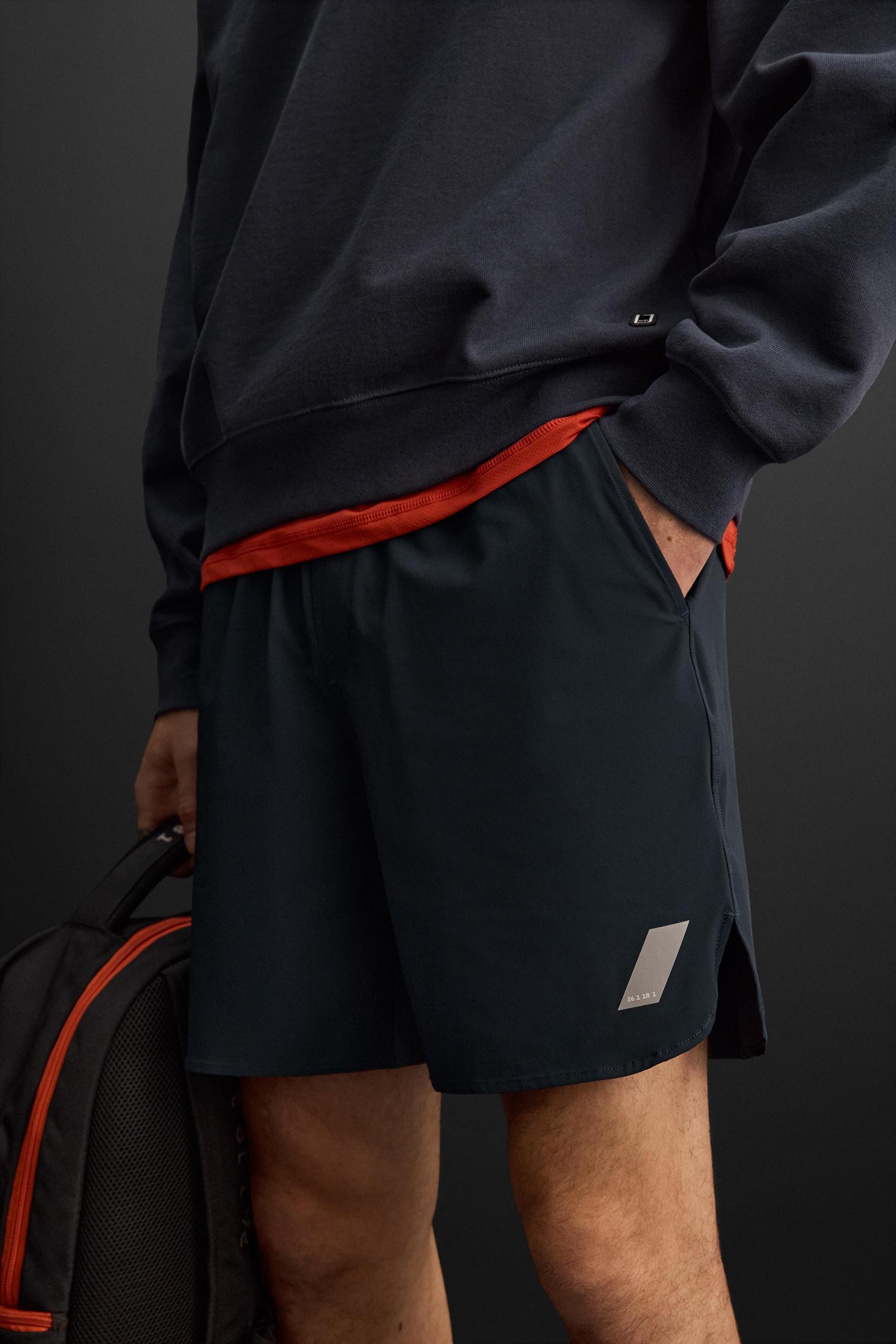 TRAINING TEXTURED SHORTS Product Image