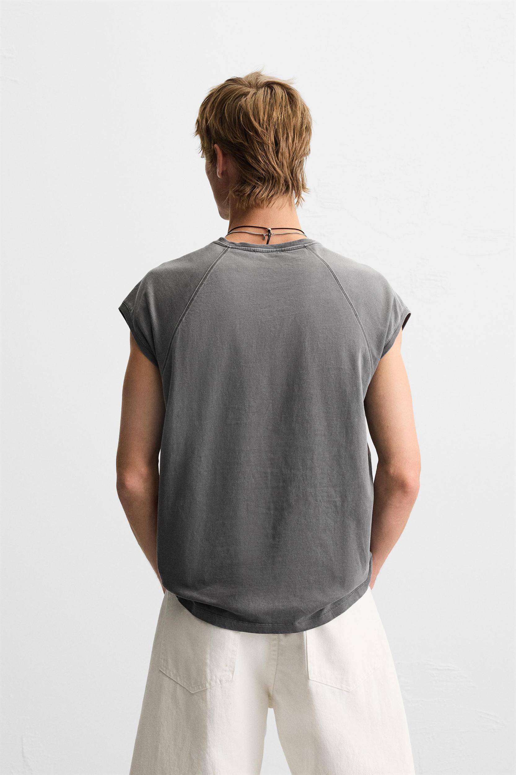 RELAXED FIT TANK TOP Product Image