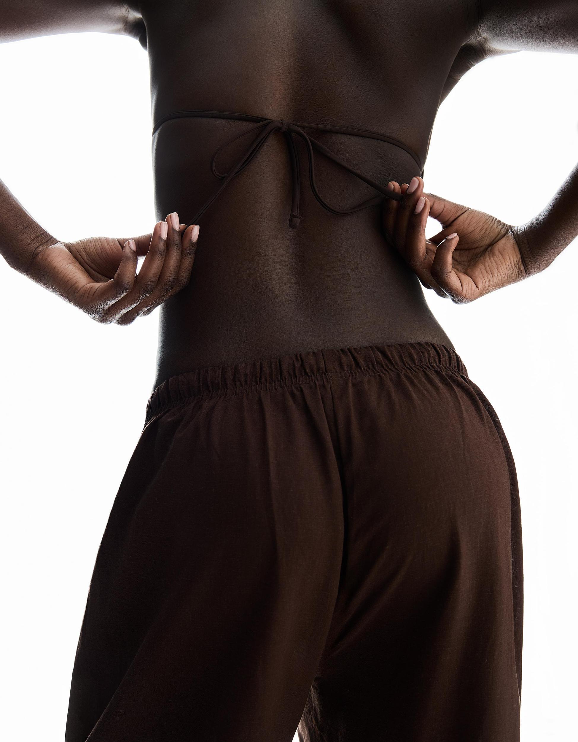 Linen blend pants with an elastic waistband Product Image