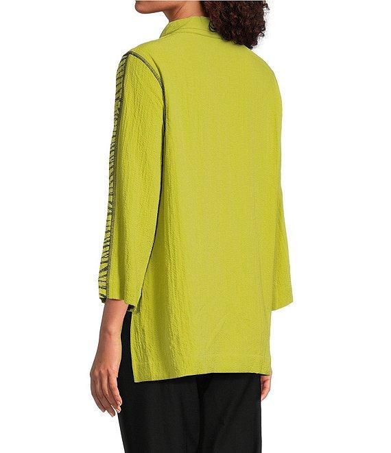 Ali Miles Woven Colorblock Zebra Printed Point Collar 3/4 Sleeve Button Front Tunic Product Image