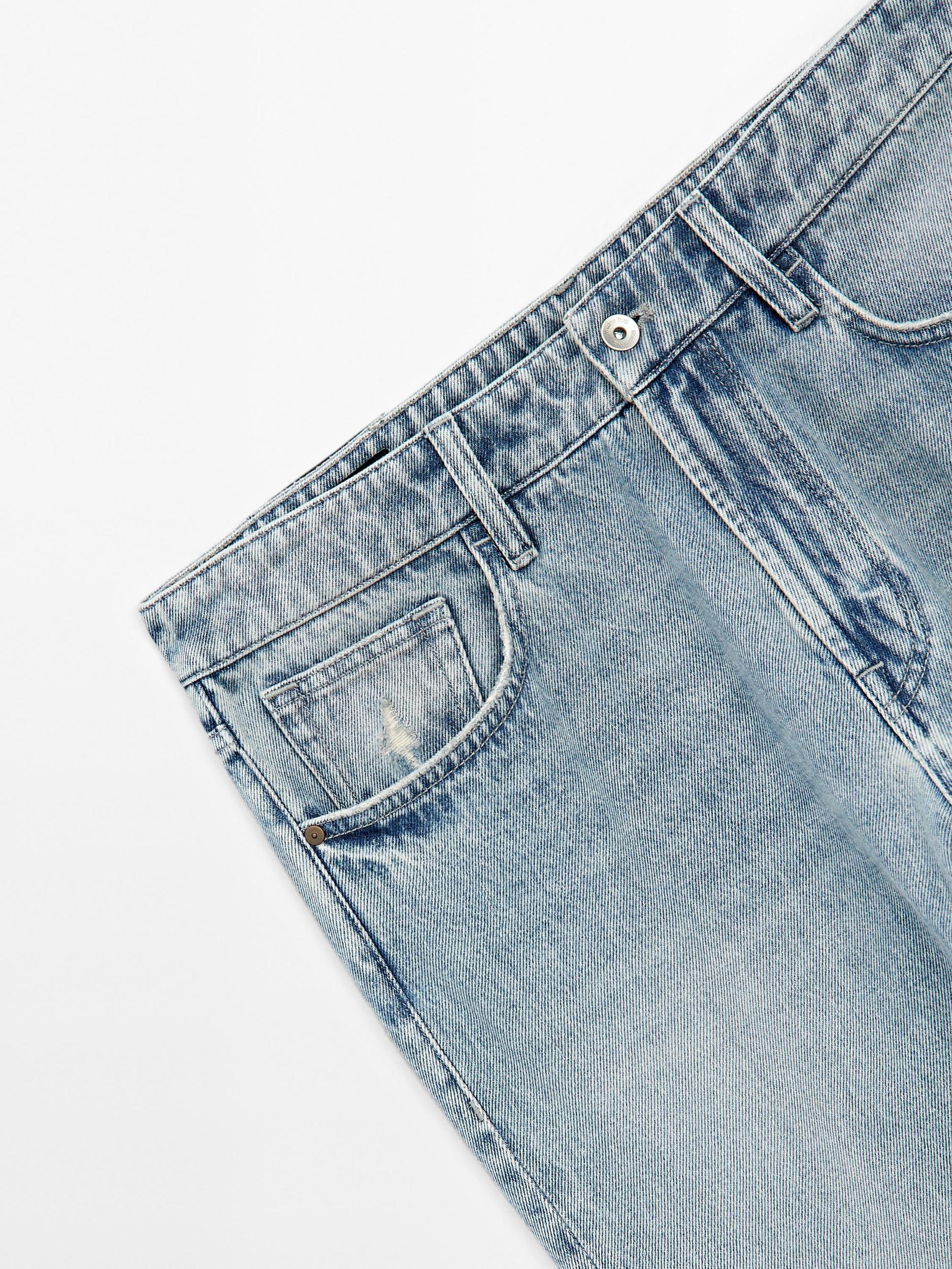 Tapered fit jeans Product Image