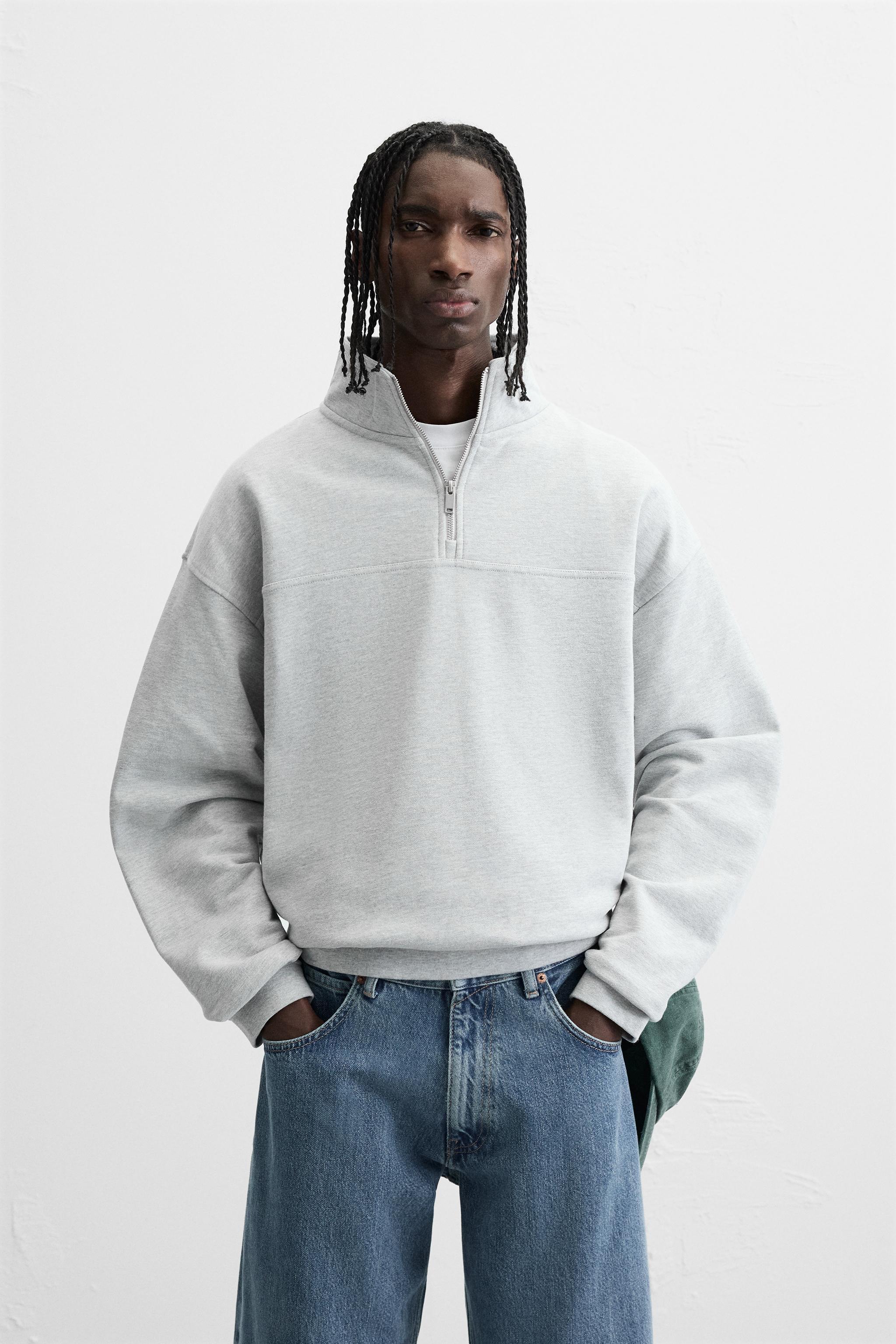 QUARTER-ZIP SWEATSHIRT Product Image