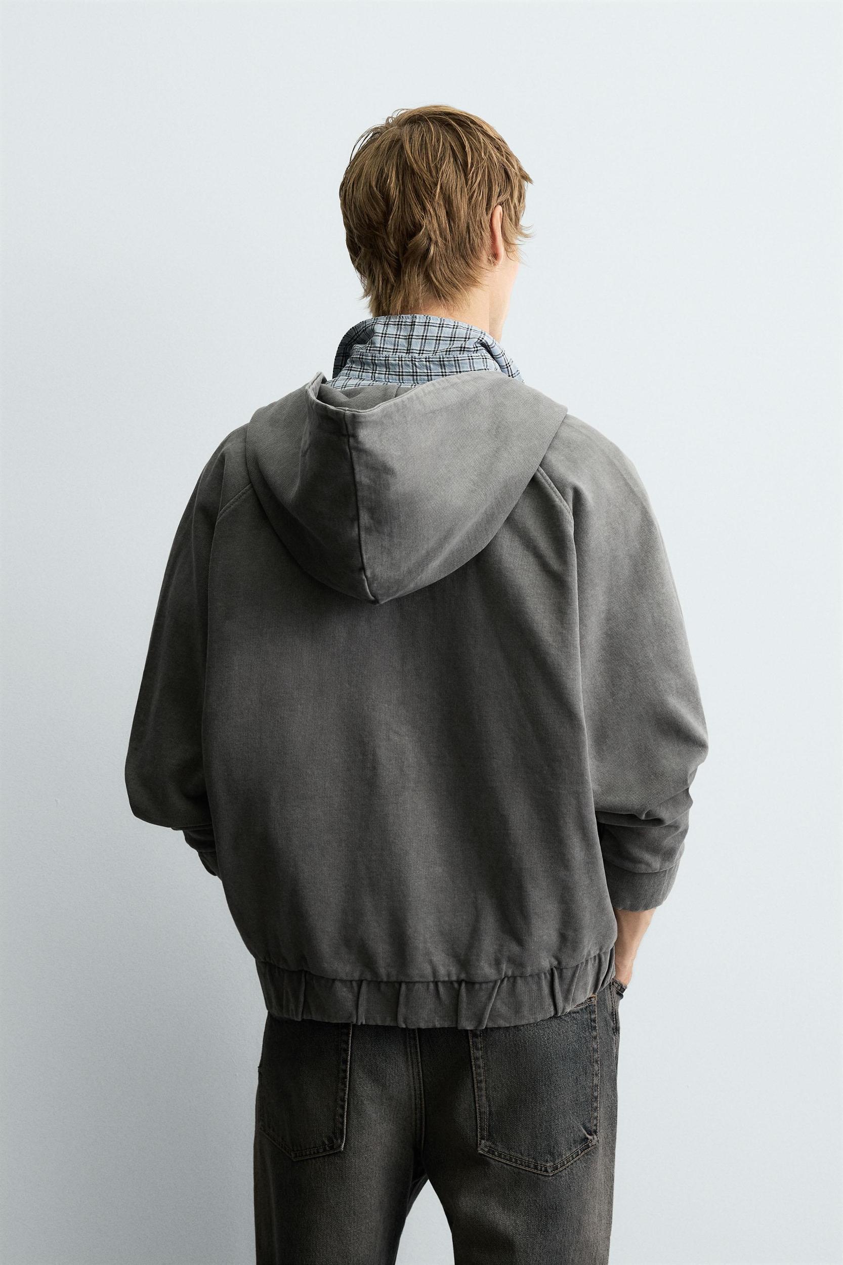 BOXY FIT HOODIE SWEATSHIRT Product Image