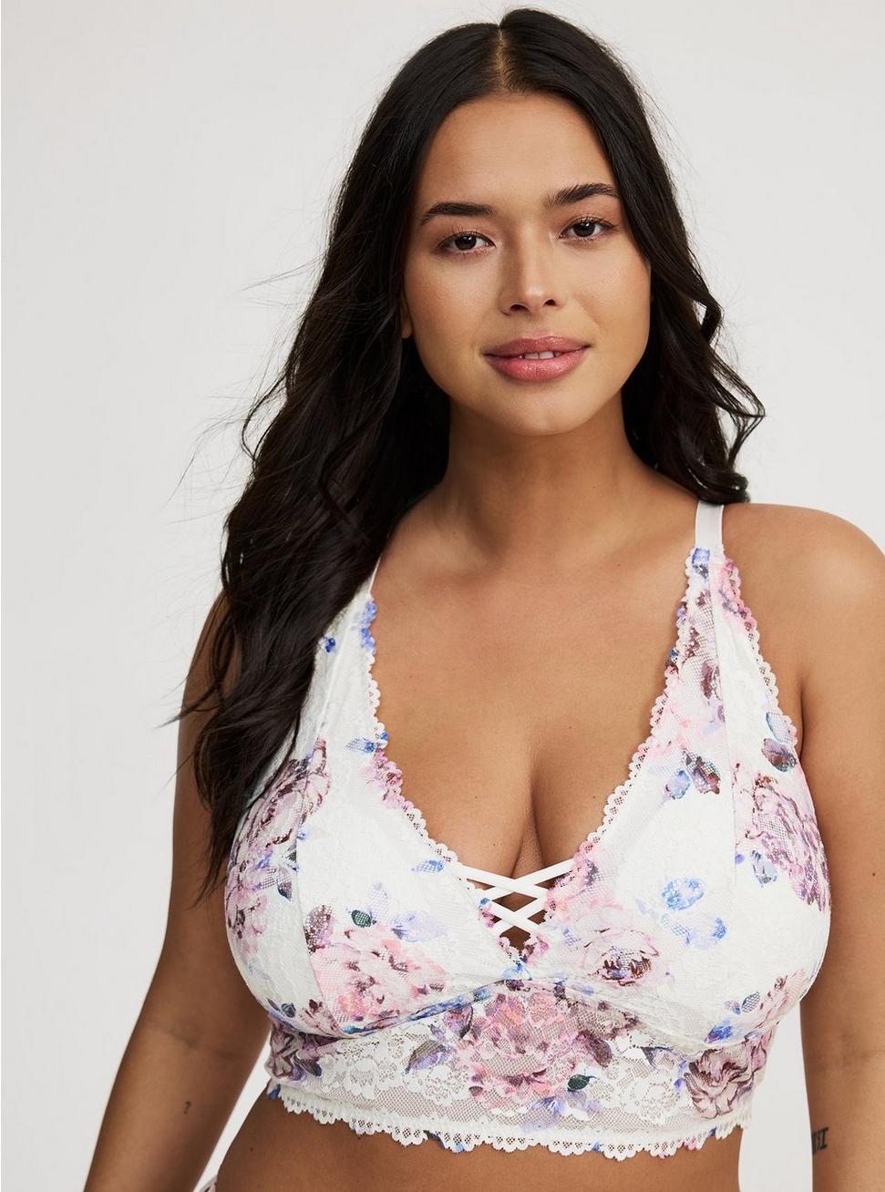 Lightly Lined Lace Bralette Product Image