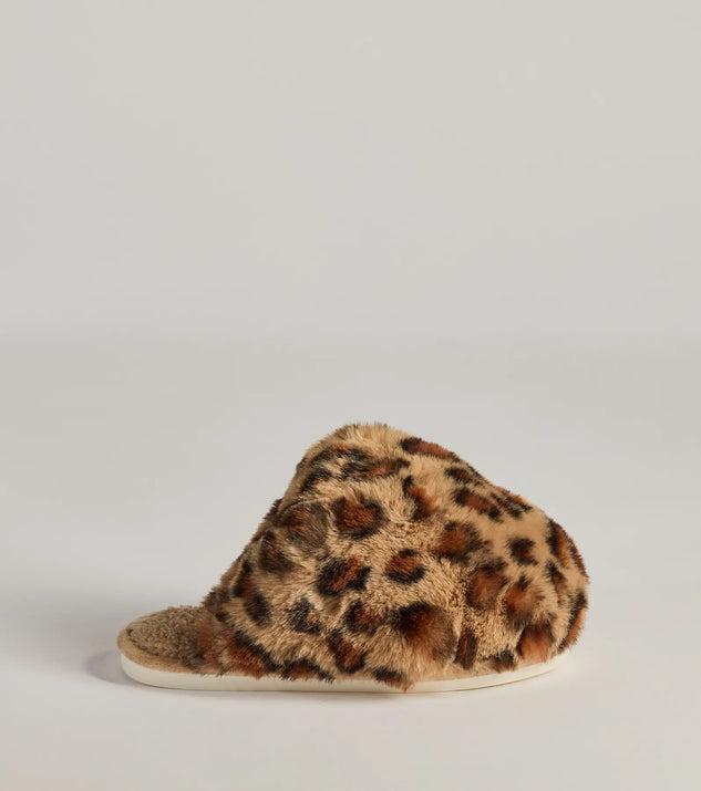 Chic Spots Faux Fur Leopard Print Slippers Product Image