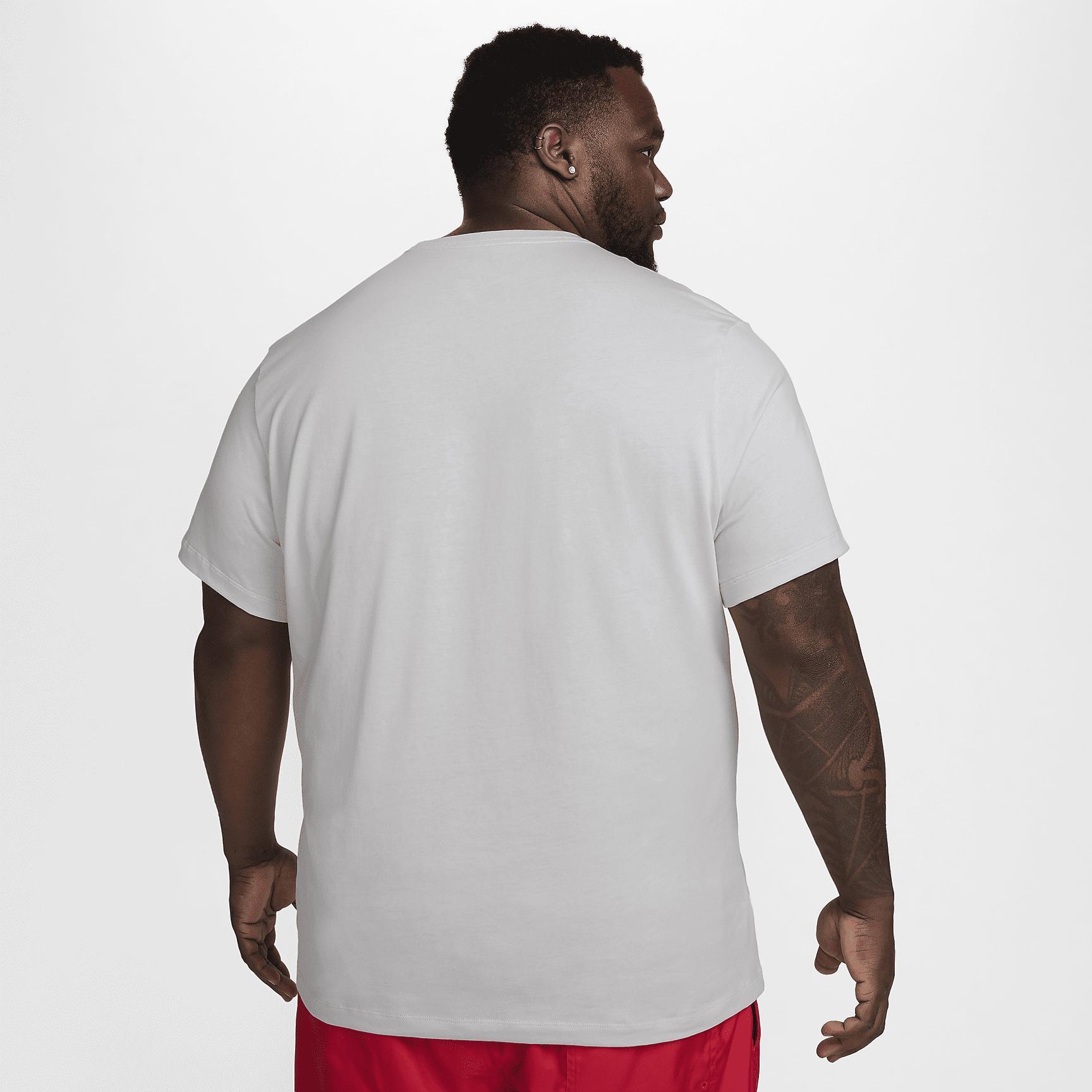 Nike Sportswear Men's T-Shirt Product Image