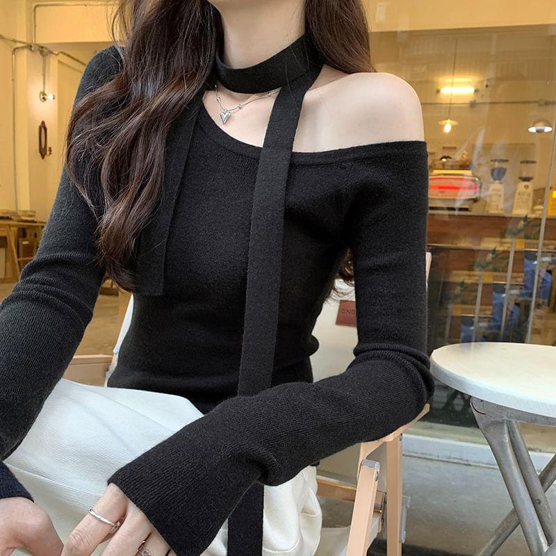 One-Shoulder Plain Sweater Product Image