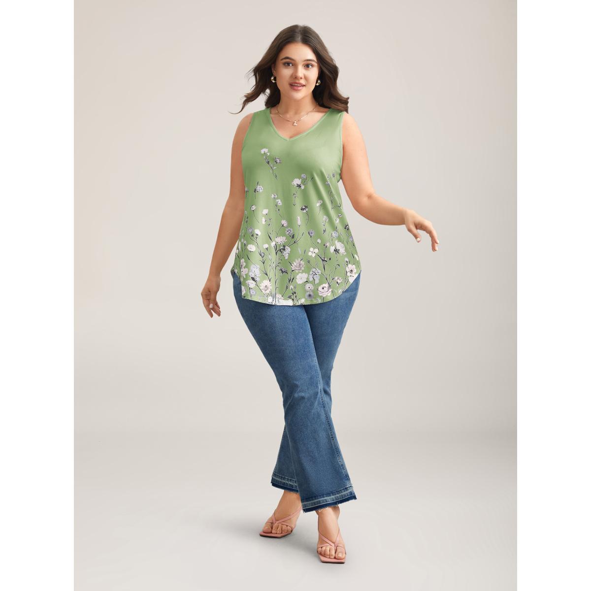 Plus Size Blooming Flowers Print Stretchy Vest Women LightGreen Timeless Non V-neck Elegant Tank Tops Camis BloomChic 10/M Product Image