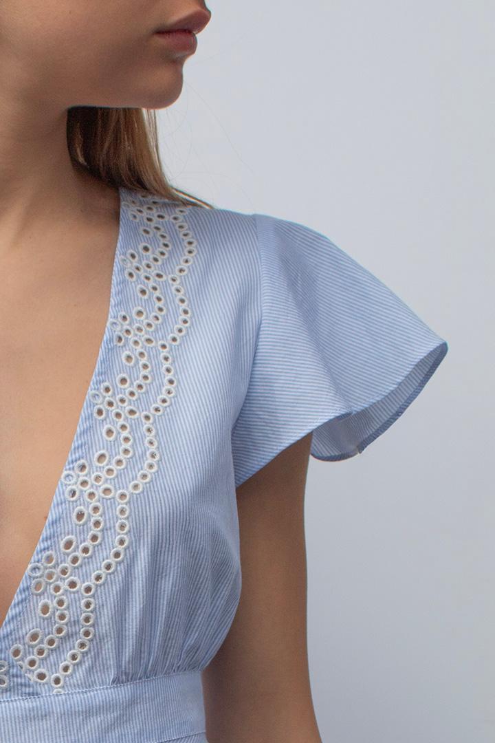 V-neck blouse Product Image