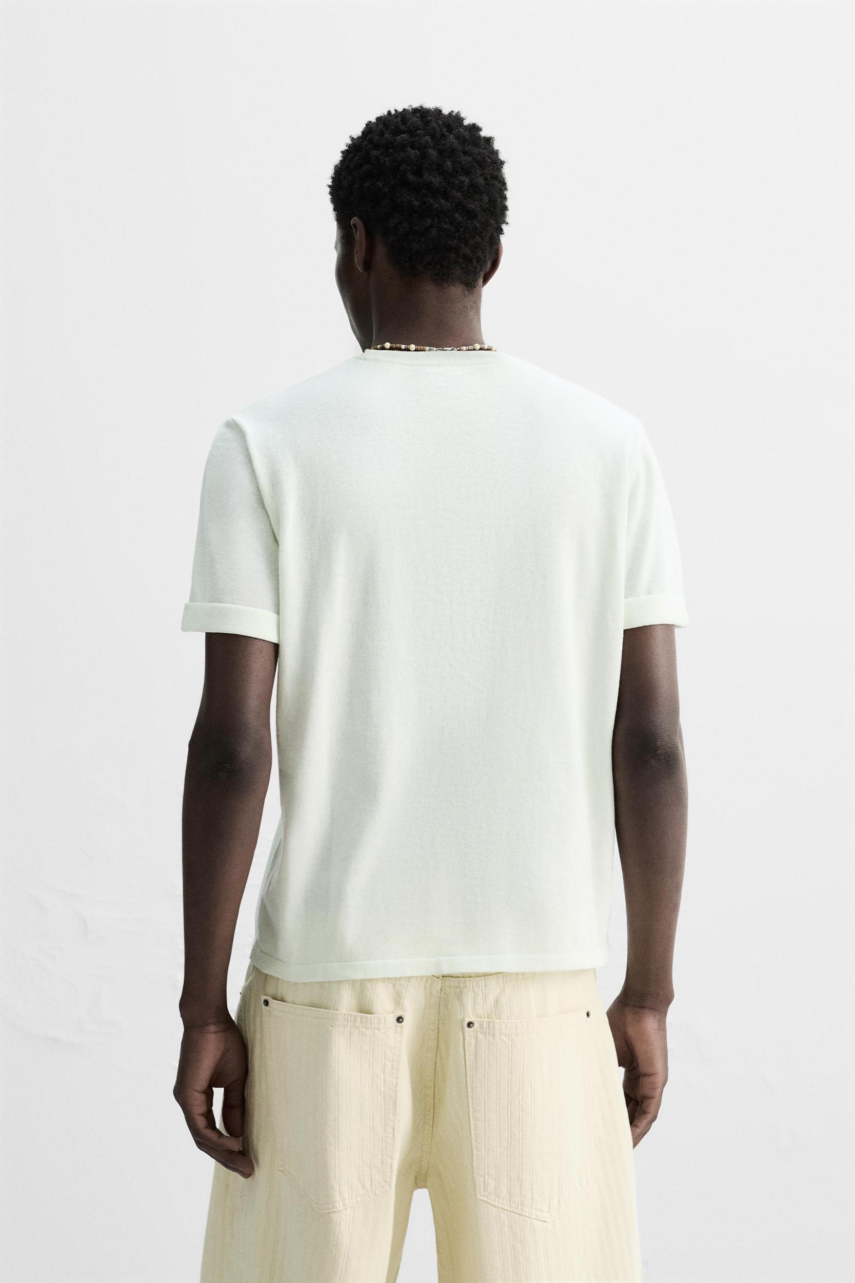 LIGHTWEIGHT KNIT T-SHIRT Product Image