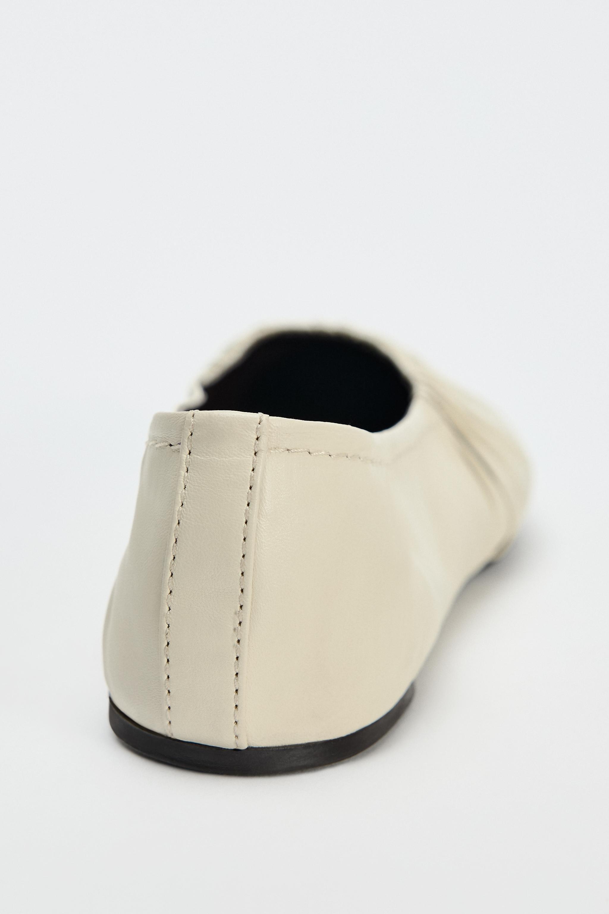 LEATHER BALLET FLATS Product Image