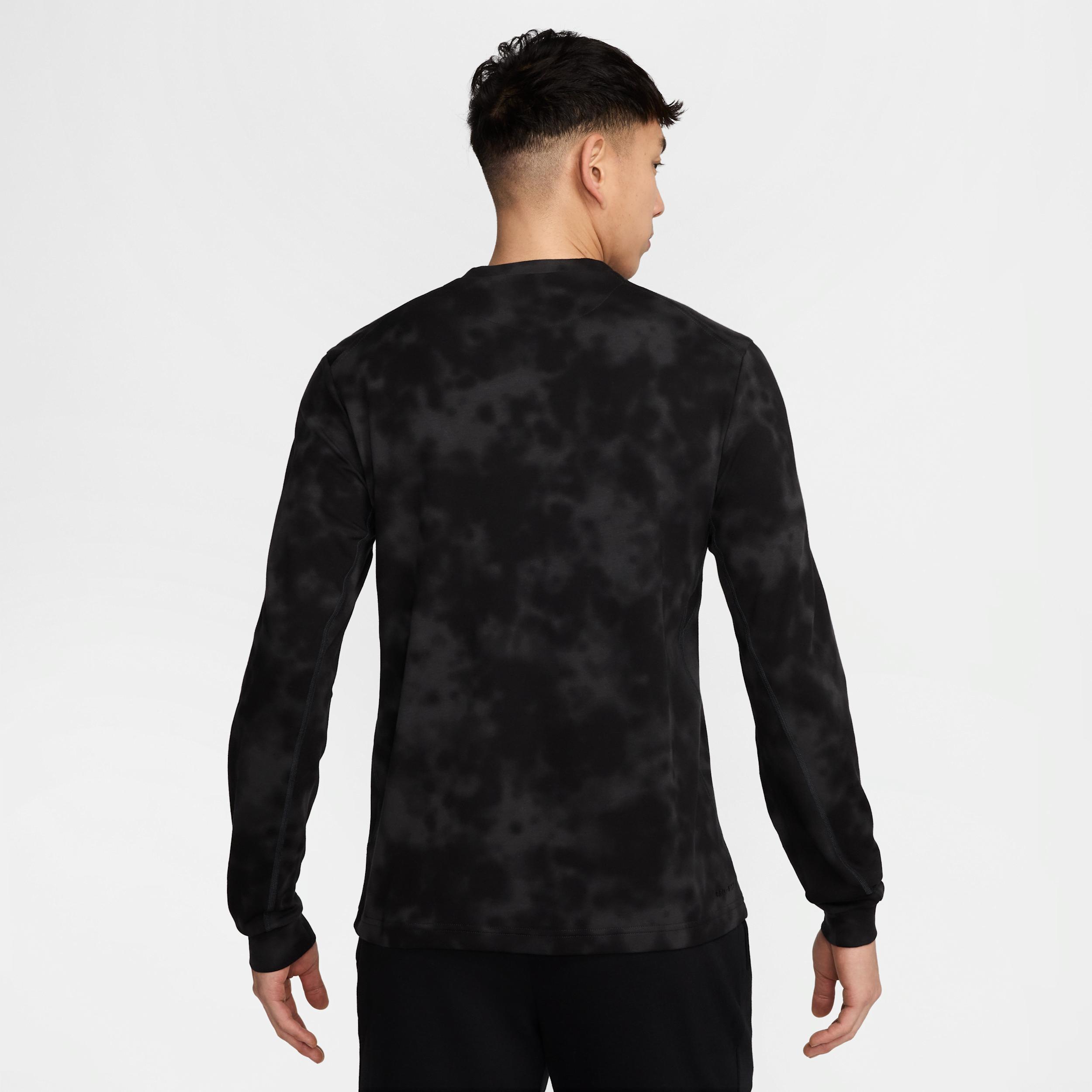 Nike Men's Primary Dri-FIT Long-Sleeve Fitness Top Product Image