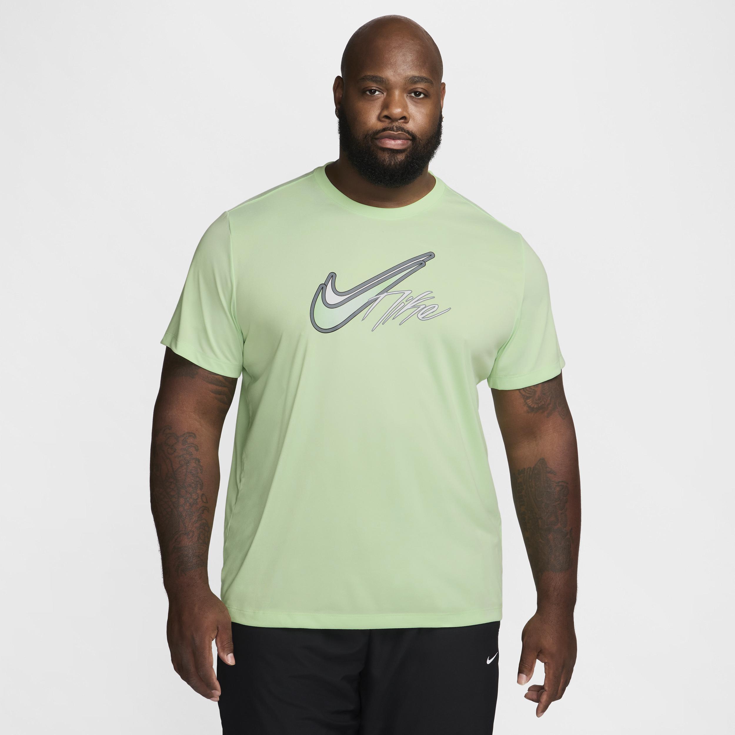 Nike Men's Dri-FIT Basketball T-Shirt Product Image