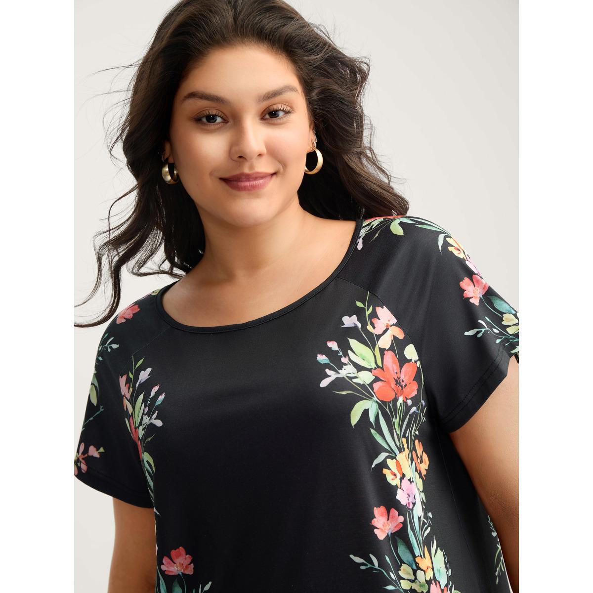 Plus Size Floral Print Solid Round Neck T-Shirt Black Women Leisure Contrast Round Neck Casual T-shirts BloomChic 10/M Product Image