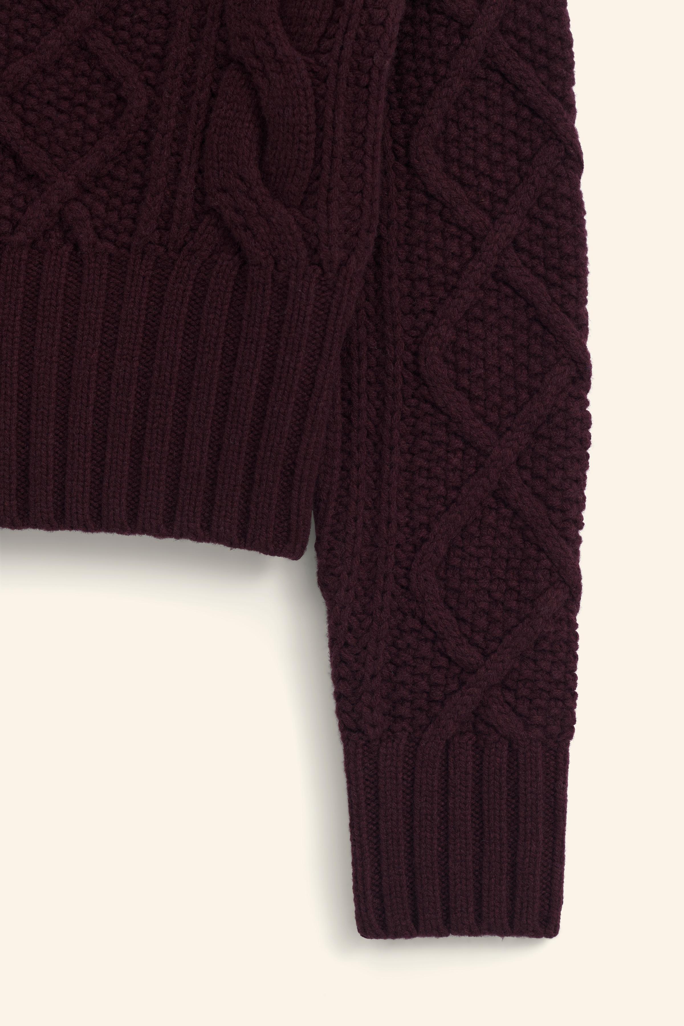 100% WOOL KNIT SWEATER Product Image