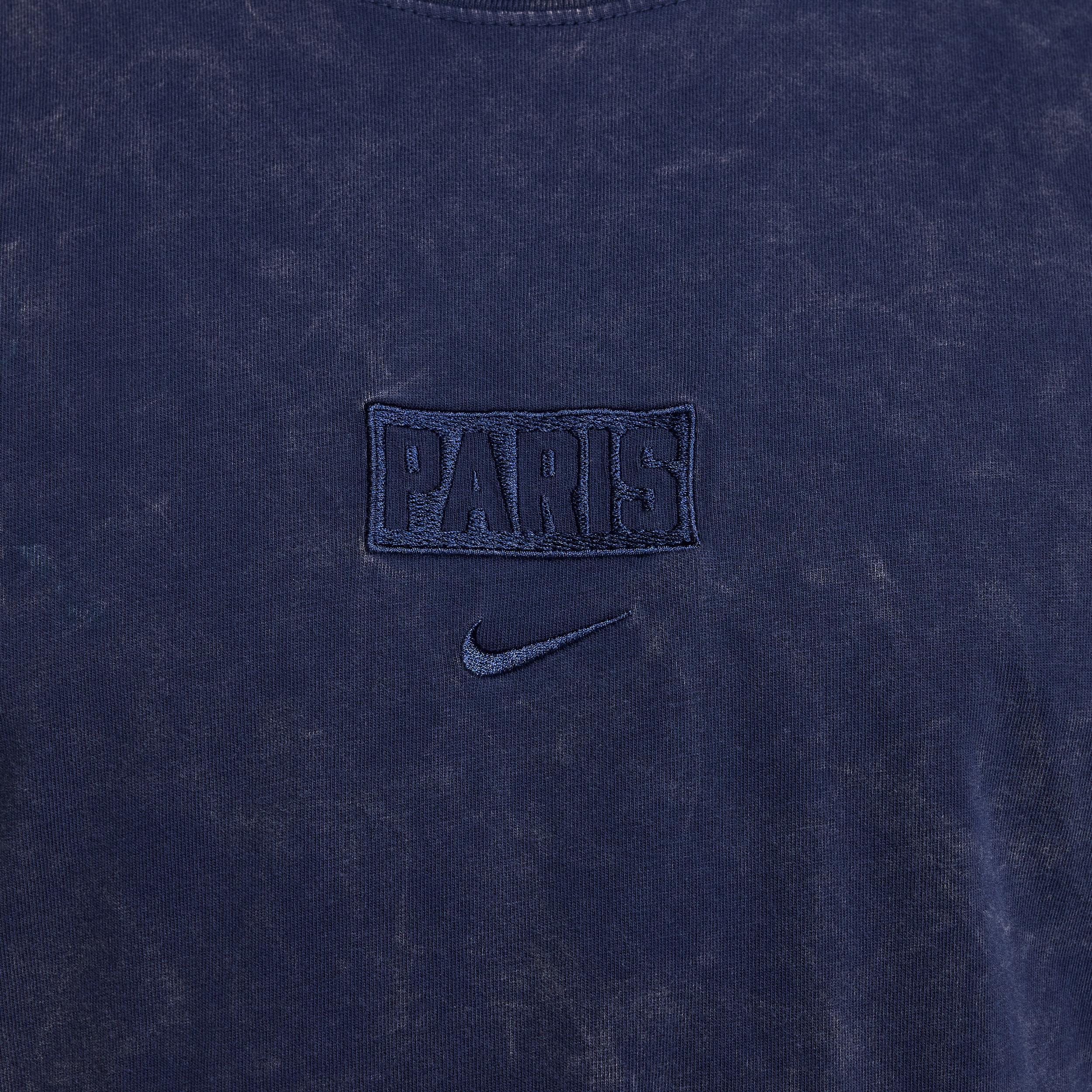 Paris Saint-Germain Premium Essentials Nike Men's Soccer T-Shirt Product Image