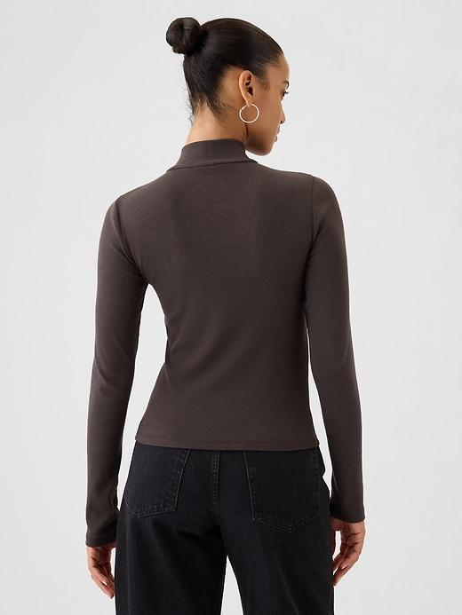 Modern Rib Cropped Mockneck Shirt Product Image